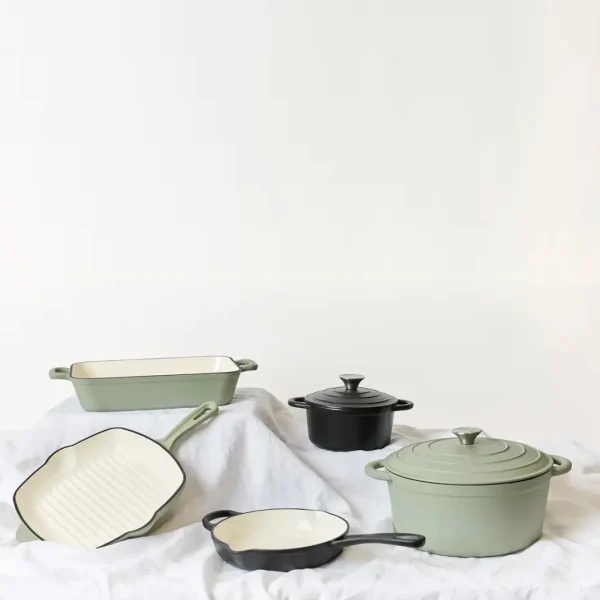 George Collective - Cast Iron Round Casserole 28cm - Matte Sage/Silver Lid - Hình ảnh 3